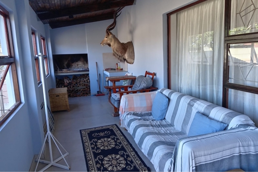 3 Bedroom Property for Sale in Wavecrest Eastern Cape